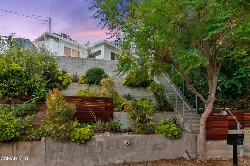 2016 Mount Prospect Drive, Topanga, California 90290 home-pic-49